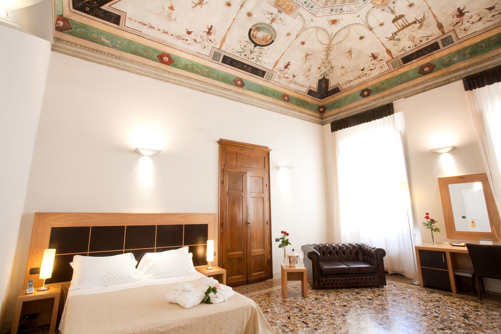 Palazzo Galletti Abbiosi 3* Ravenna